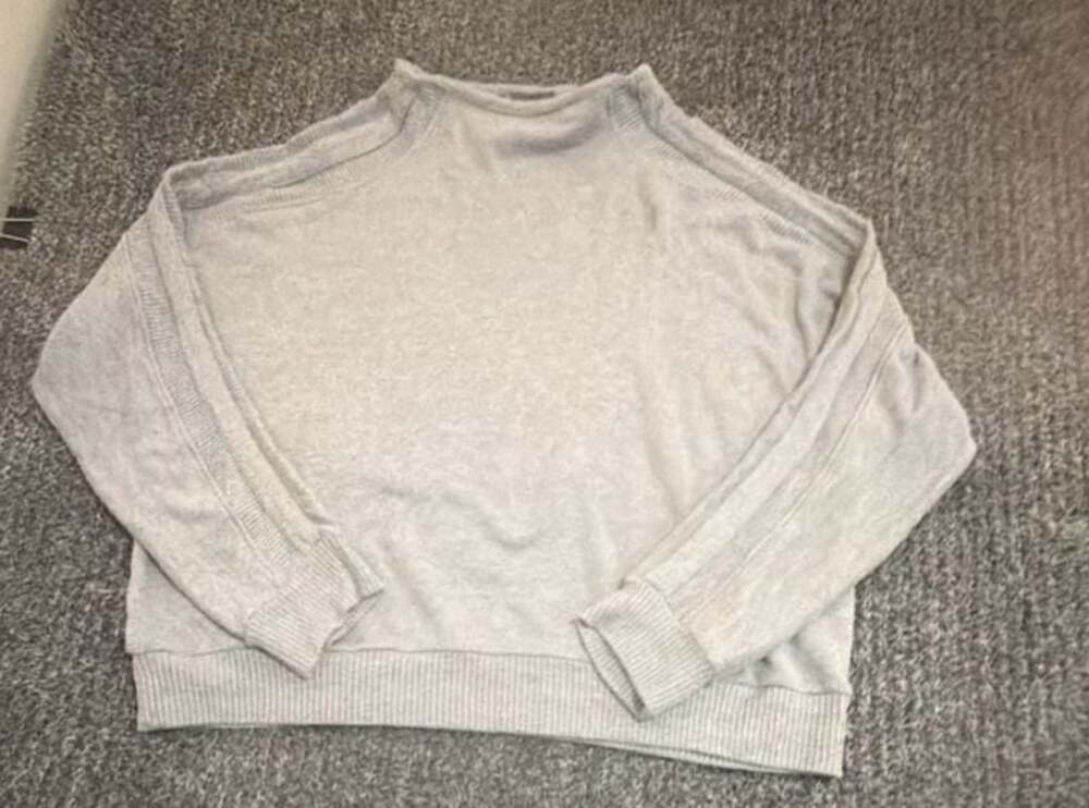 Wit & Wisdom Gray Long Sleeve Pullover Sweater